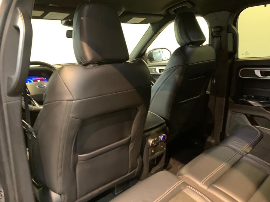 2021 Ford Explorer ST 4WD photo