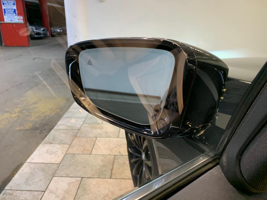 2022 BMW 5-Series 530i xDrive Sedan photo