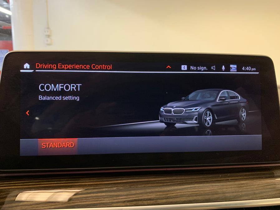 2022 BMW 5-Series 530i xDrive Sedan photo