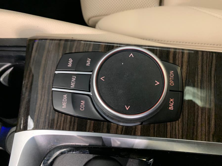 2022 BMW 5-Series 530i xDrive Sedan photo