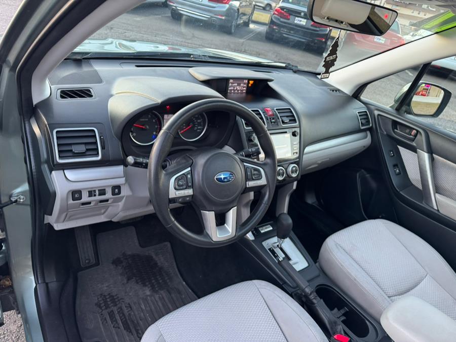 2017 Subaru Forester 2.5i Premium CVT photo