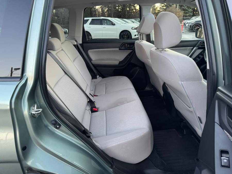 2017 Subaru Forester 2.5i Premium CVT photo