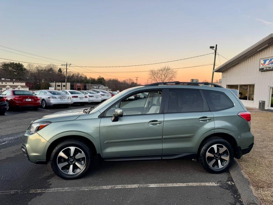 2017 Subaru Forester 2.5i Premium CVT photo