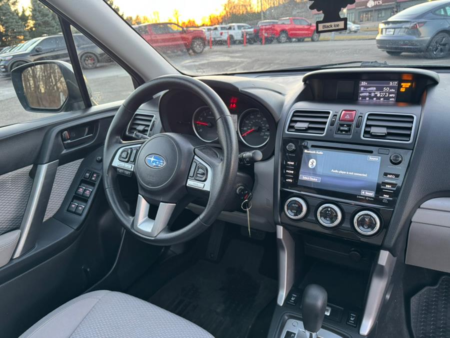 2017 Subaru Forester 2.5i Premium CVT photo