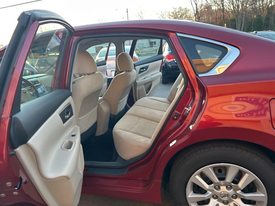 2015 Nissan Altima 4dr Sdn I4 2.5 S photo