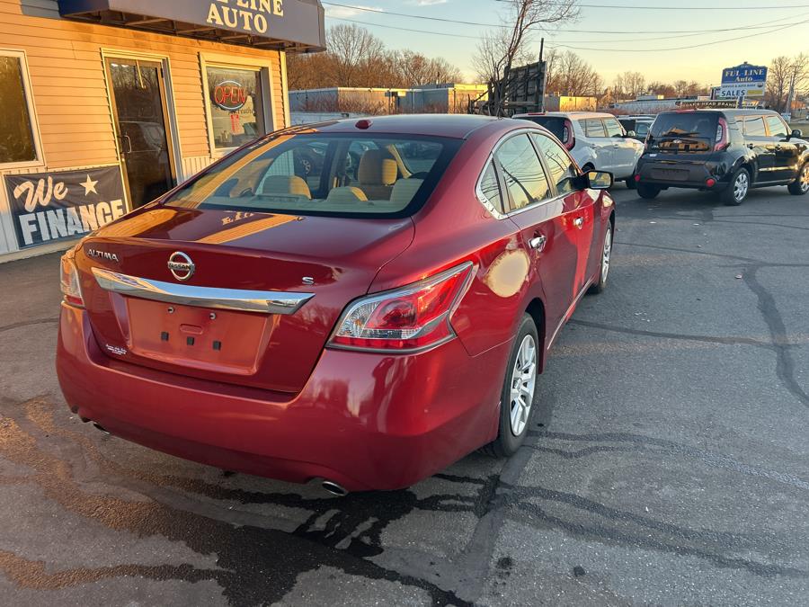2015 Nissan Altima 4dr Sdn I4 2.5 S photo