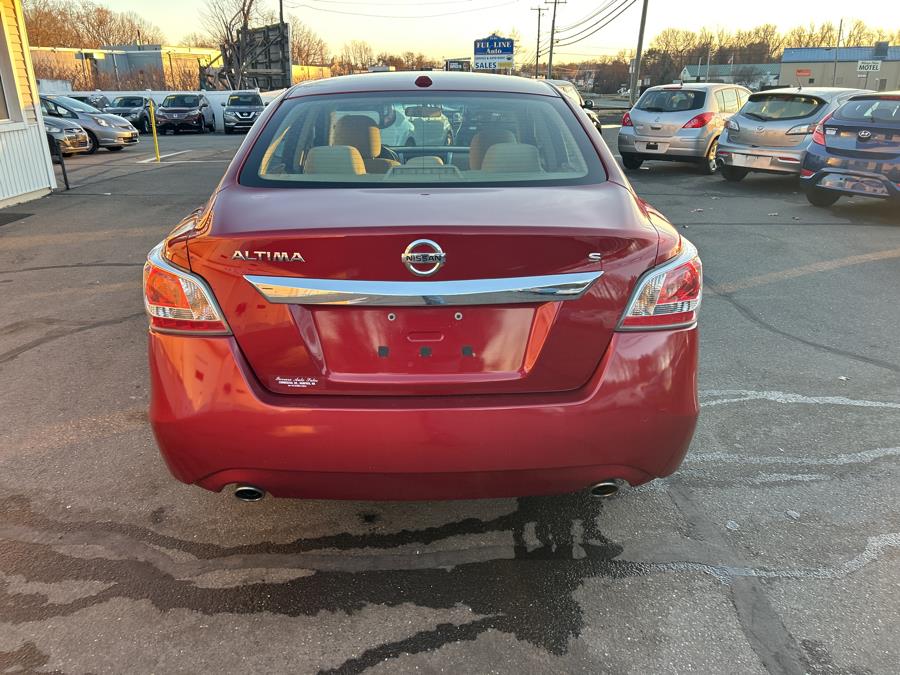 2015 Nissan Altima 4dr Sdn I4 2.5 S photo