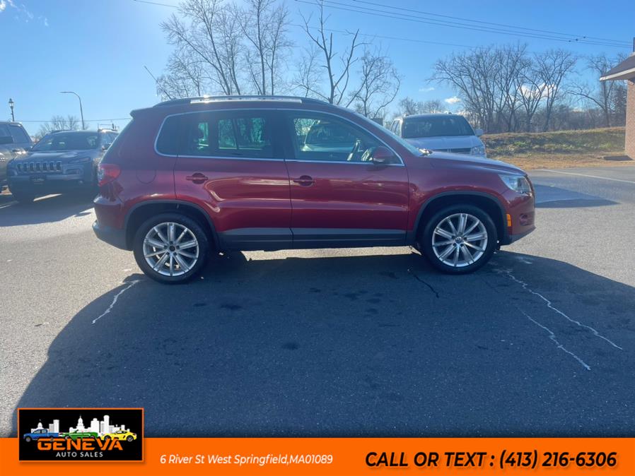2009 Volkswagen Tiguan SE 4Motion photo