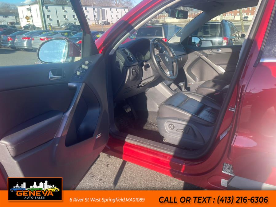 2009 Volkswagen Tiguan SE 4Motion photo