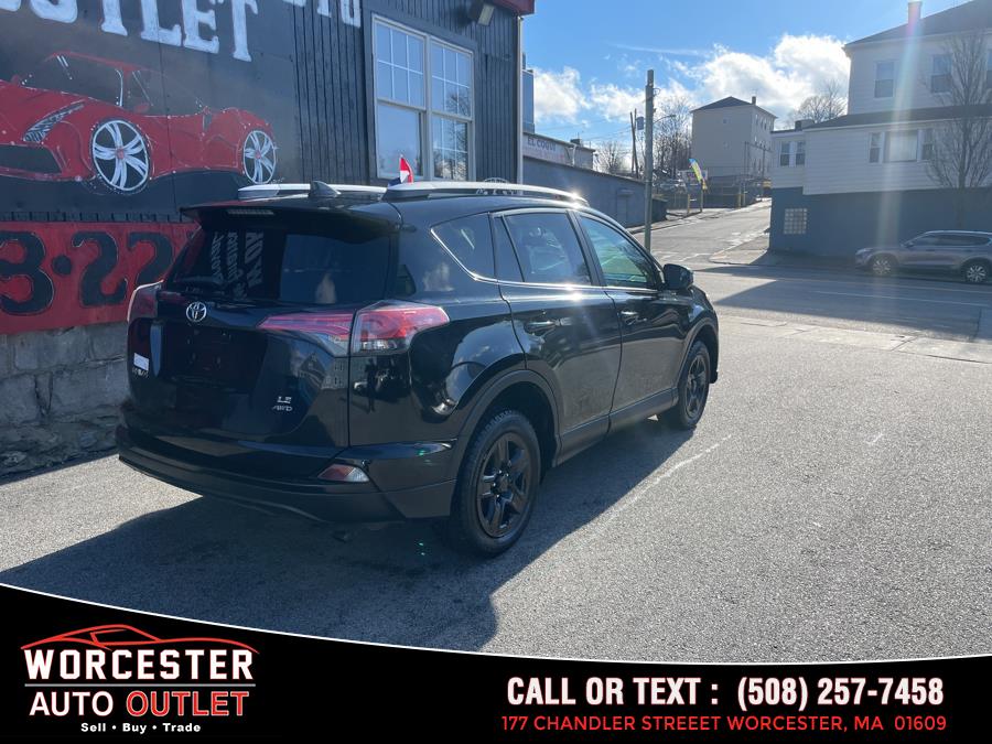 2016 Toyota RAV4 AWD 4dr LE (Natl) photo