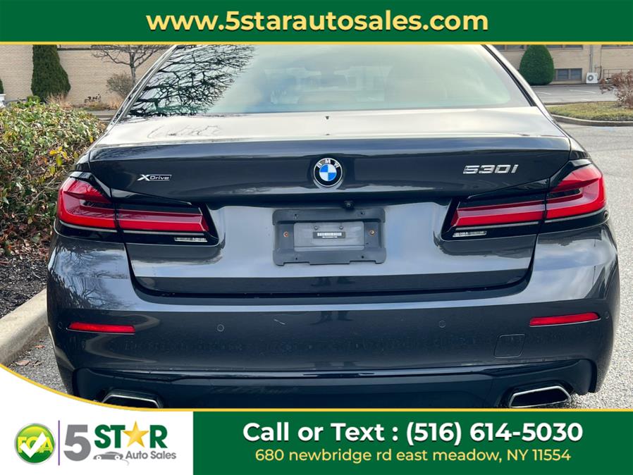 2021 BMW 5-Series 530i xDrive Sedan photo