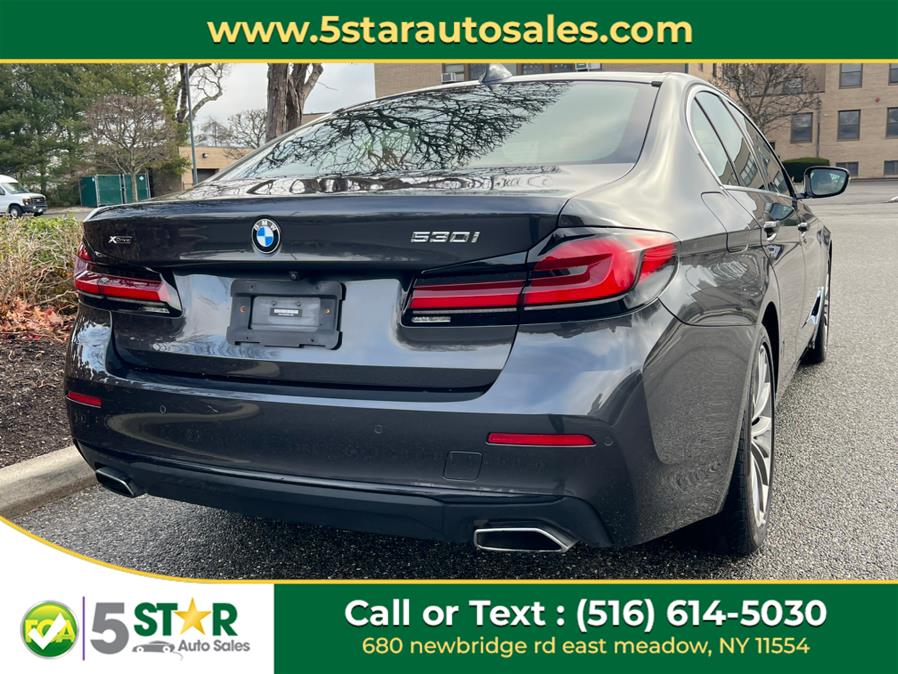 2021 BMW 5-Series 530i xDrive Sedan photo