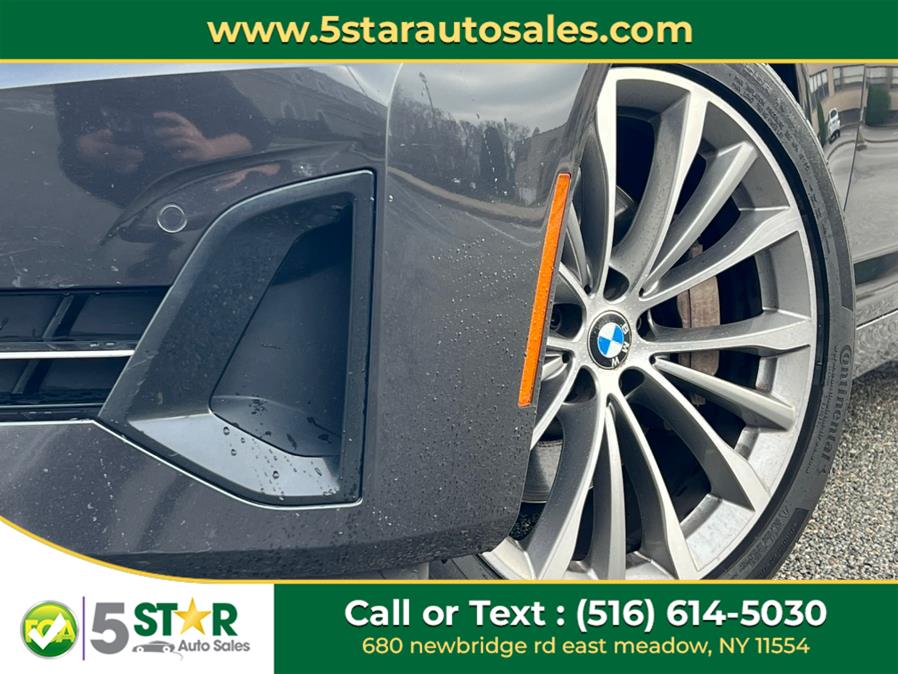 2021 BMW 5-Series 530i xDrive Sedan photo