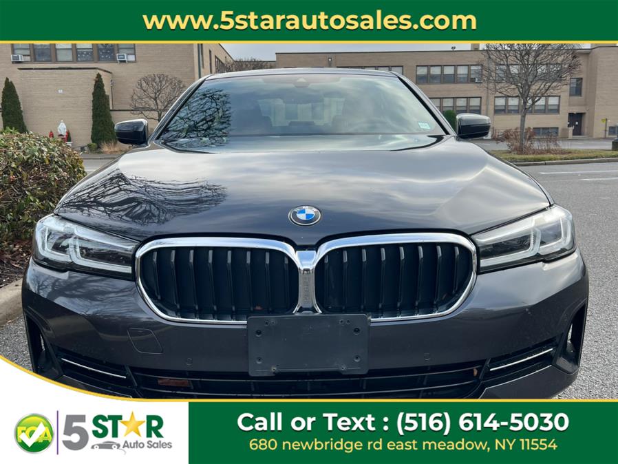 2021 BMW 5-Series 530i xDrive Sedan photo