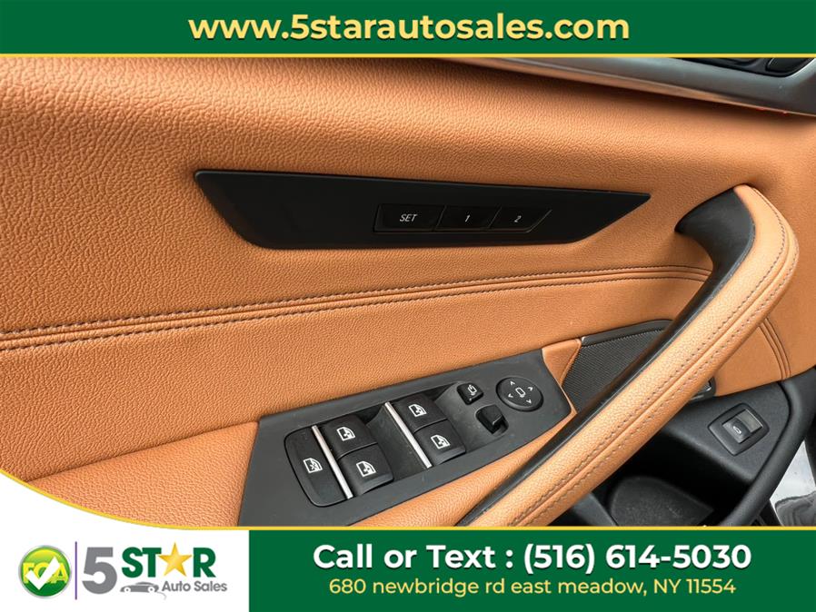 2021 BMW 5-Series 530i xDrive Sedan photo