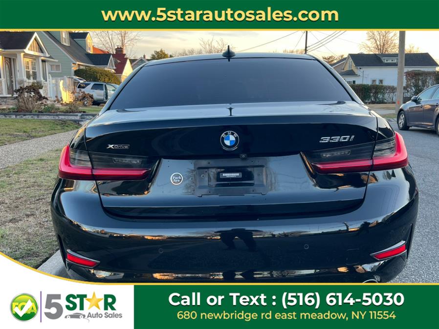 2021 BMW 3-Series 330i xDrive Sedan North Americ photo