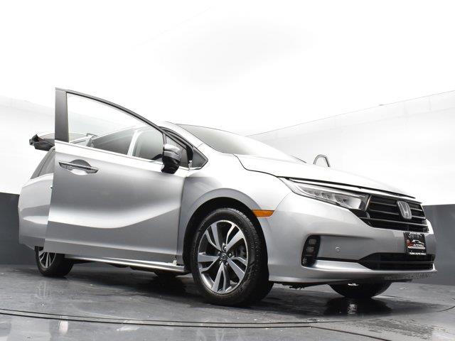 2022 Honda Odyssey Touring photo