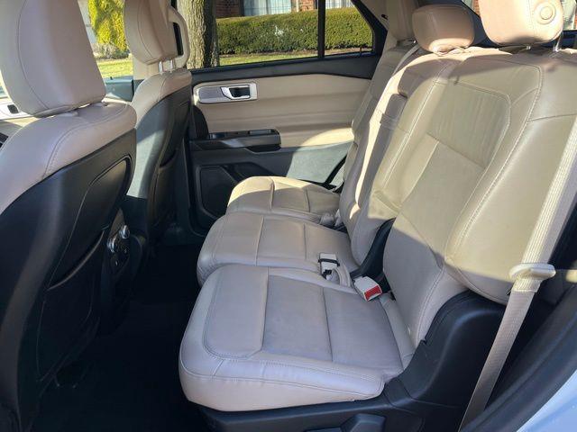 2020 Ford Explorer Limited photo