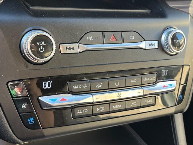 2020 Ford Explorer Limited photo