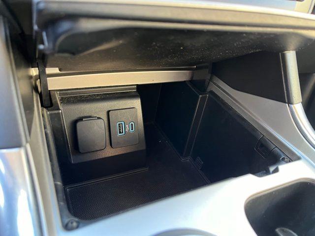 2020 Ford Explorer Limited photo