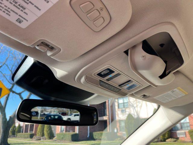 2020 Ford Explorer Limited photo