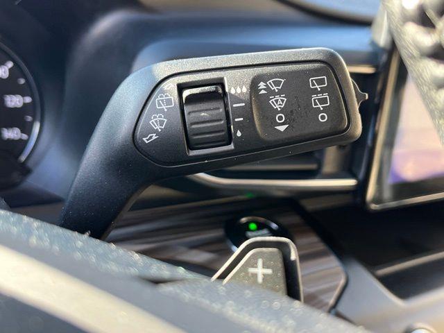 2020 Ford Explorer Limited photo