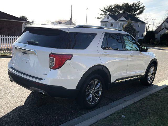 2020 Ford Explorer Limited photo