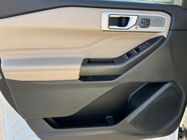 2020 Ford Explorer Limited photo