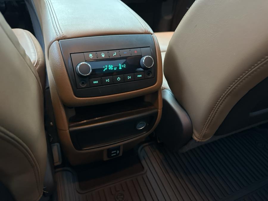 2017 Buick Enclave AWD 4dr Premium photo