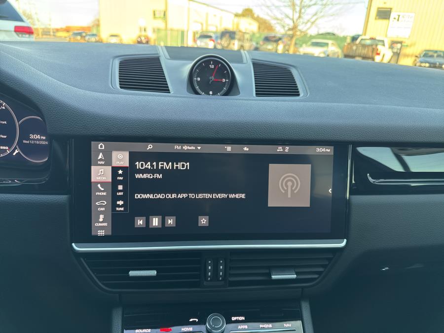 2021 Porsche Cayenne Base (Tiptronic) photo