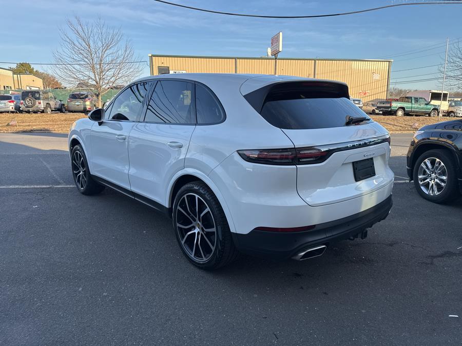 2021 Porsche Cayenne Base (Tiptronic) photo