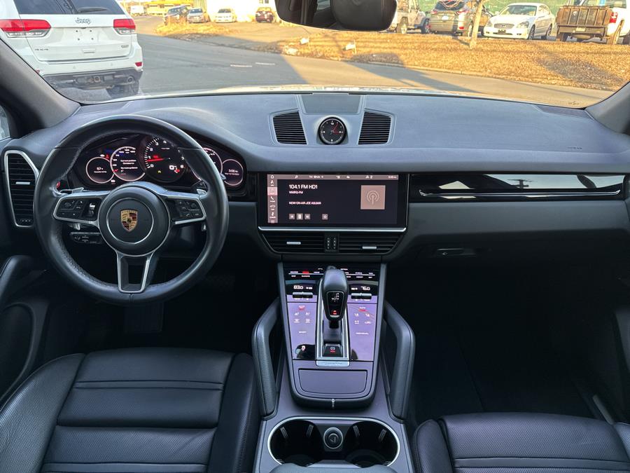 2021 Porsche Cayenne Base (Tiptronic) photo