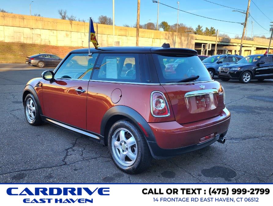 2011 MINI Cooper photo