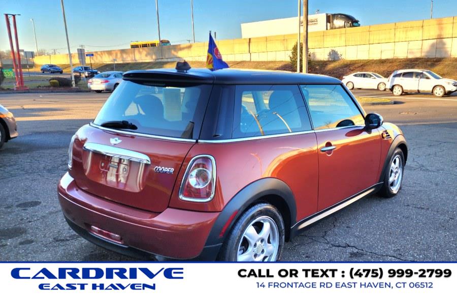 2011 MINI Cooper photo