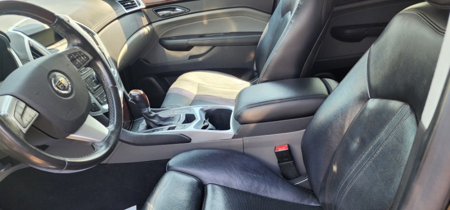 2011 Cadillac SRX Luxury Collection photo