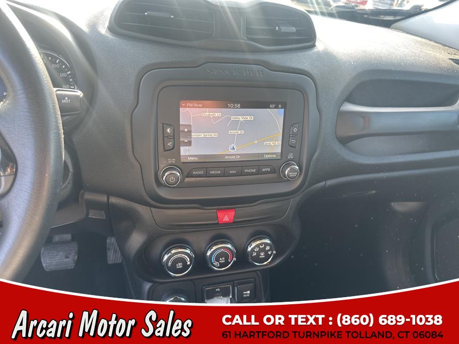 2017 Jeep Renegade Latitude 4x4 photo
