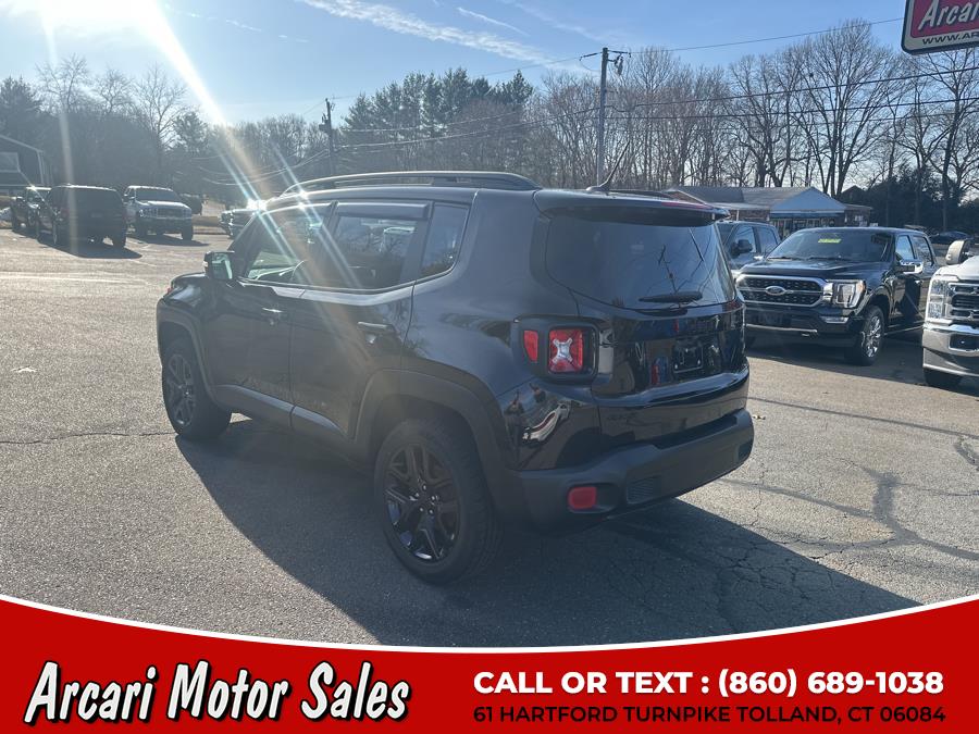 2017 Jeep Renegade Latitude 4x4 photo