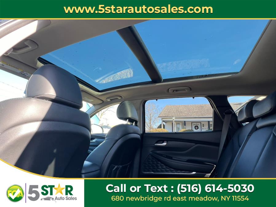 2023 Hyundai Santa Fe SEL AWD photo