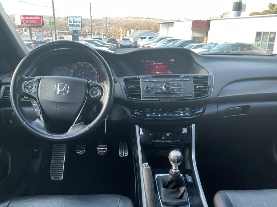 2017 Honda ACCORD SEDAN Sport SE Manual photo