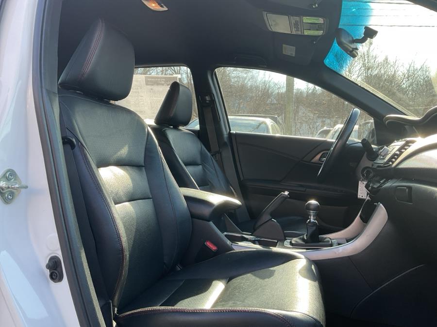 2017 Honda ACCORD SEDAN Sport SE Manual photo