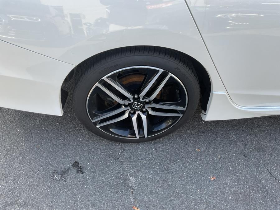 2017 Honda ACCORD SEDAN Sport SE Manual photo