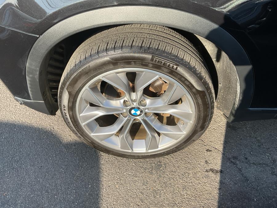2017 BMW X3 xDrive28i Sports Activity Vehi photo