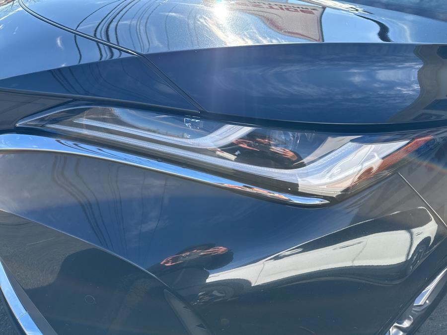 2022 Toyota Venza LIMITED photo