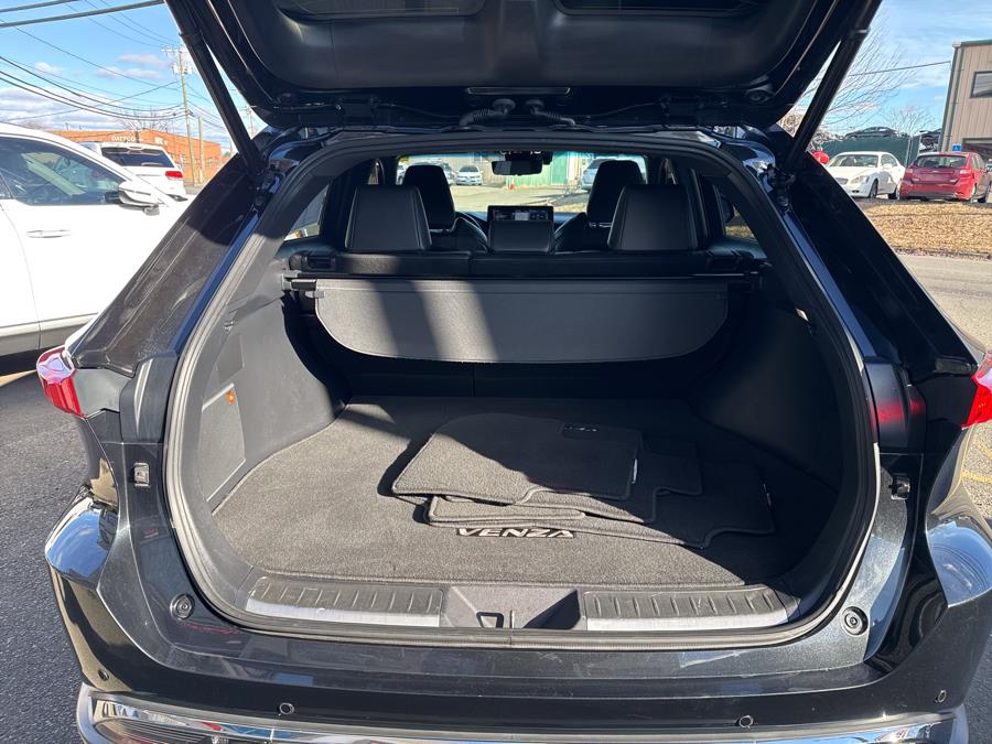 2022 Toyota Venza LIMITED photo