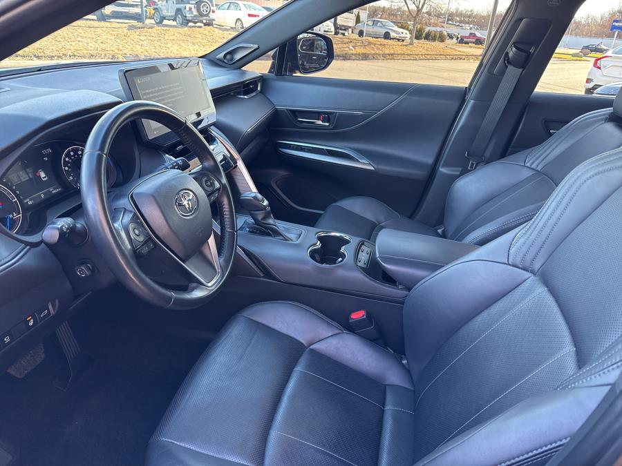 2022 Toyota Venza LIMITED photo