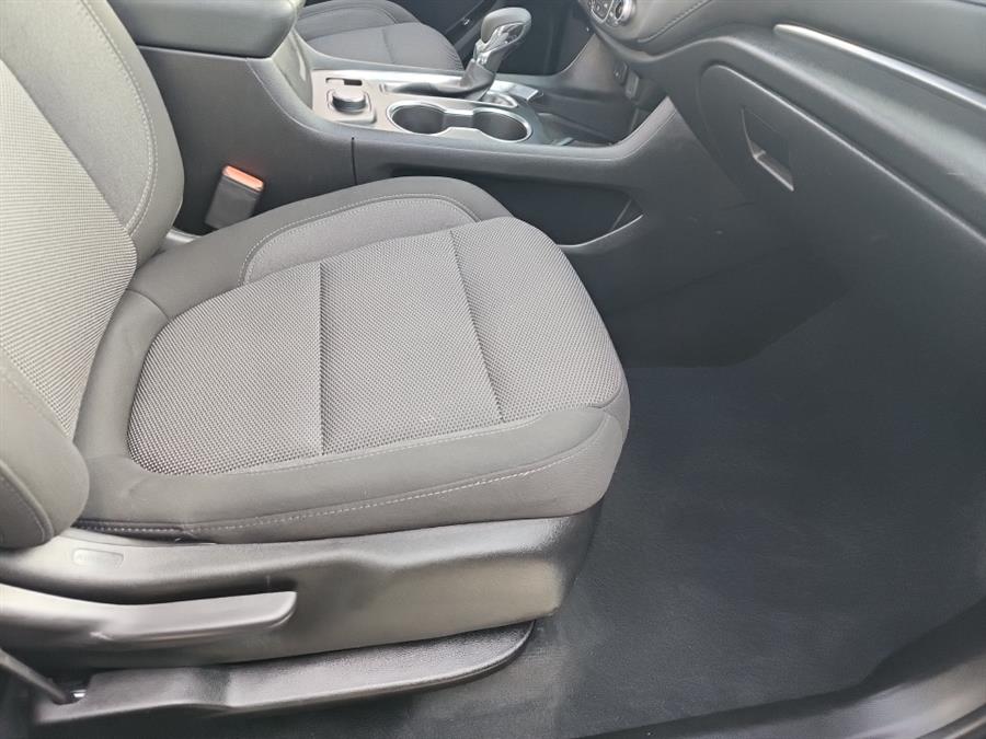 2022 Chevrolet Traverse FWD 4dr LT Cloth w/1LT photo