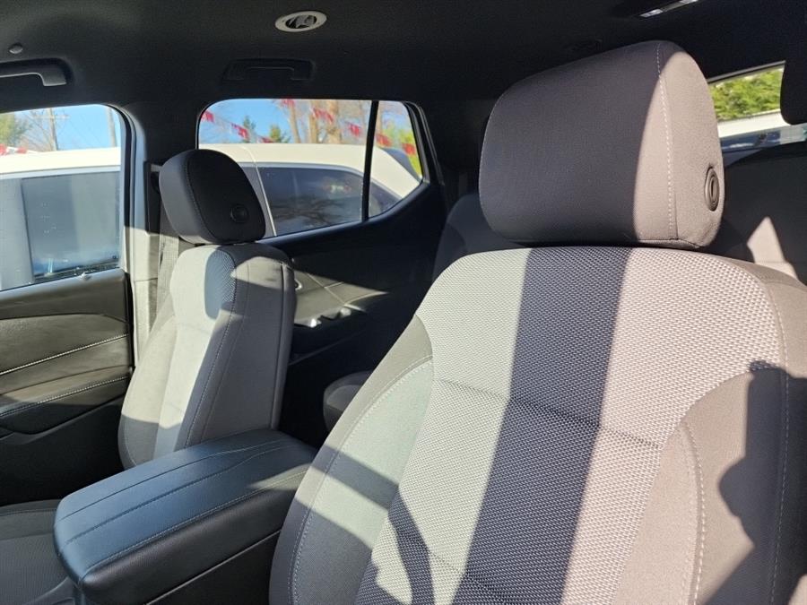 2022 Chevrolet Traverse FWD 4dr LT Cloth w/1LT photo