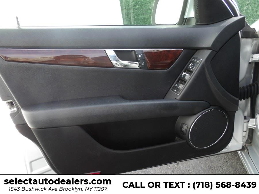 2008 Mercedes-Benz C-Class C300 photo