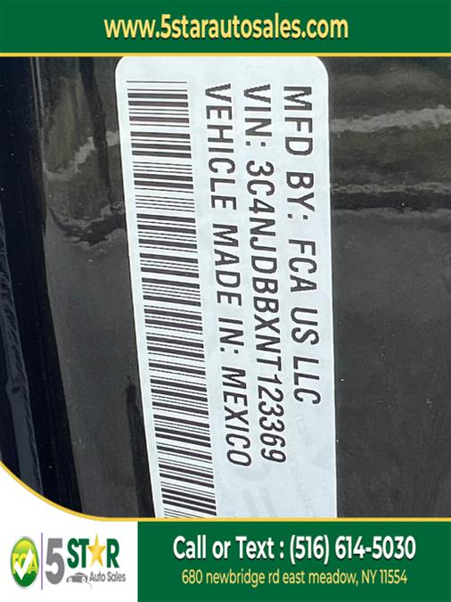 2022 Jeep Compass Latitude 4x4 photo