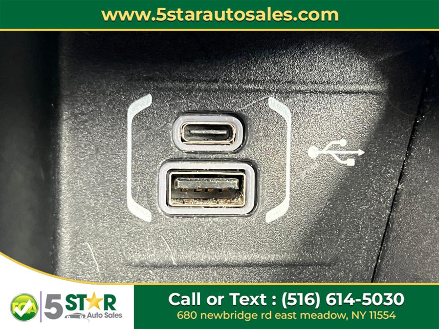 2022 Jeep Compass Latitude 4x4 photo